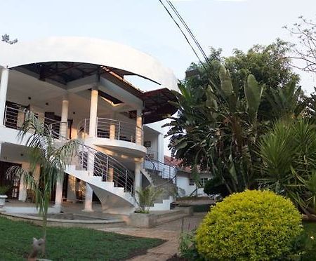 Motsamai Guest Lodge Bulawayo Buitenkant foto